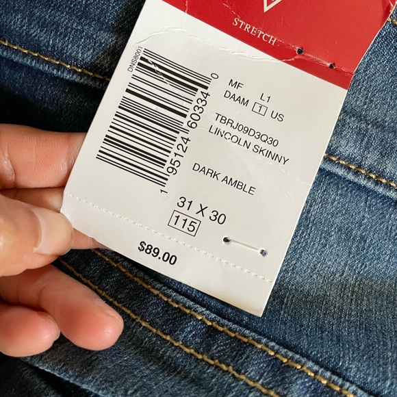 Sold!Guess Lincoln skinny dark amble - Picture 2 of 2